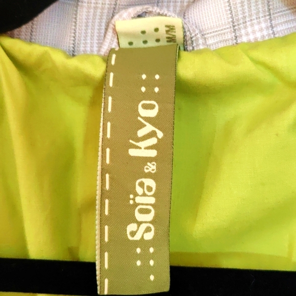 Soia & Kyo Belted Trench Coat - Picture 4 of 9